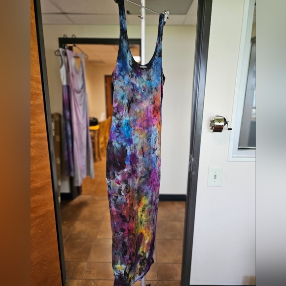 Recycled Riot reverse tie dye galaxy body con dress - Picture 2 of 5